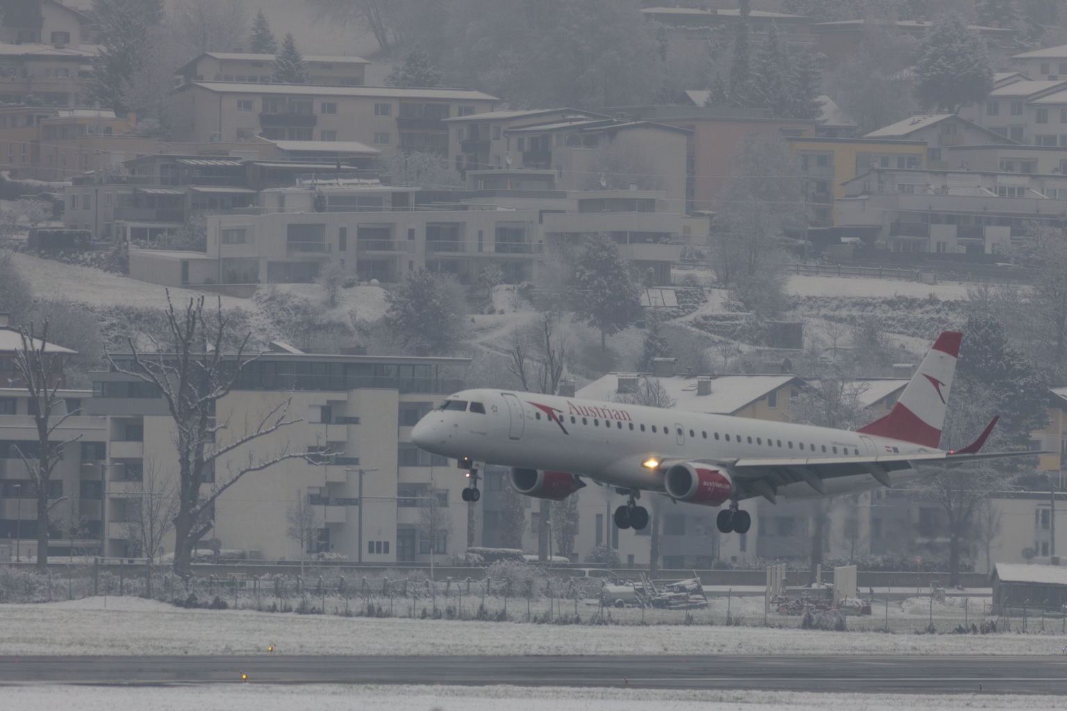 Preview 20221210 Winterflugtag am Innsbruck Airport (10).jpg